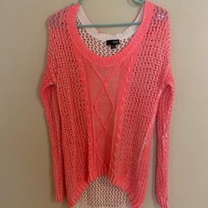 Super cute flow style sweater